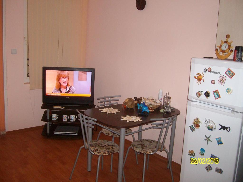 Nelly Guest House Ravda Habitación foto