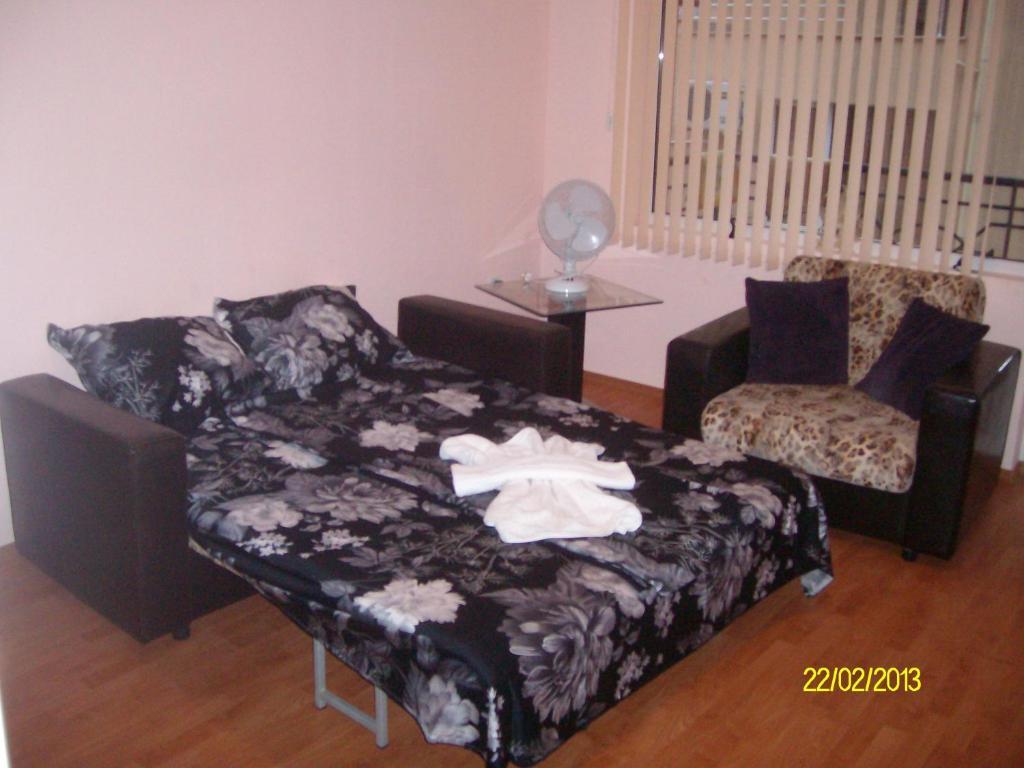 Nelly Guest House Ravda Habitación foto