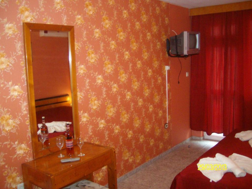 Nelly Guest House Ravda Habitación foto